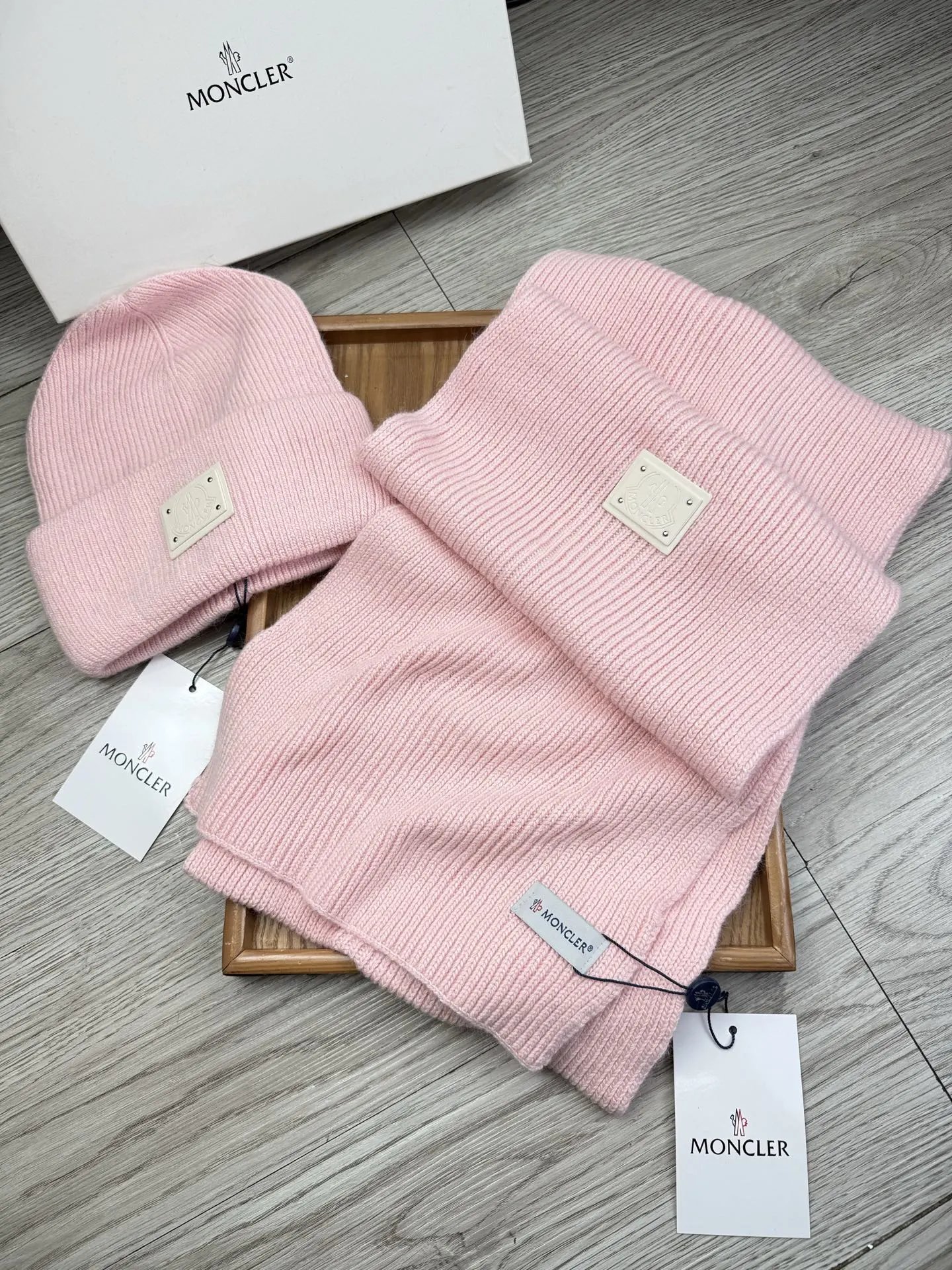 Moncler Wool Rabbit Fur Scarf & Hat Set Ver.D — QC