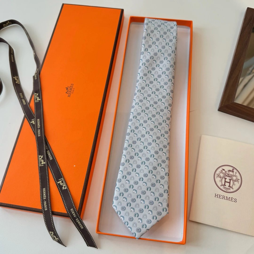 Hermes Silk Tie Ver.H — Photo 3