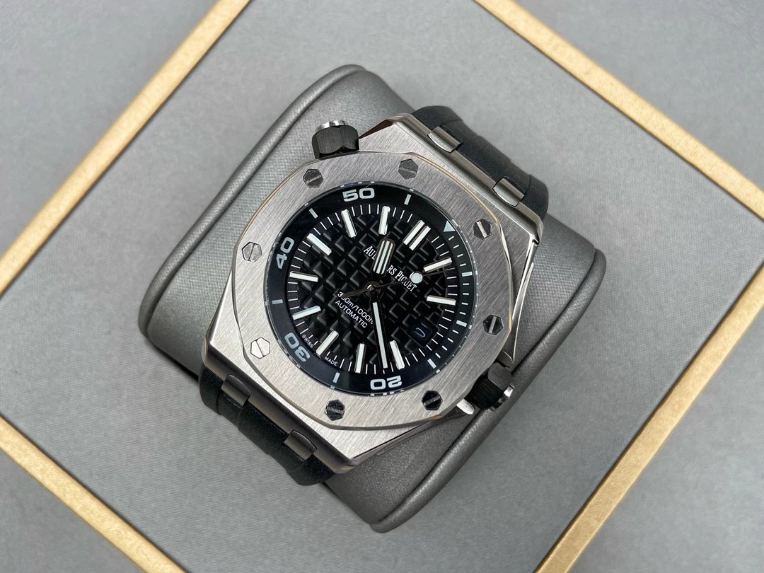 Audemars Piguet Royal Oak Offshore Automatic Watch 42mm Ver.A — Zdjęcie 6