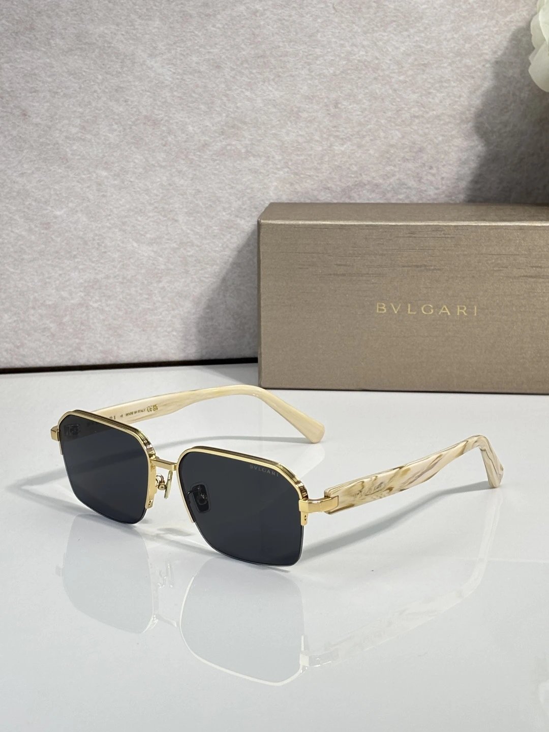 Bvlgari BV40089U Sunglasses 59-16-145 Ver.A — Photo 2