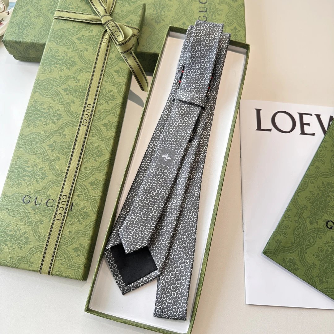 Gucci Silk Tie Ver.A — Zdjęcie 3