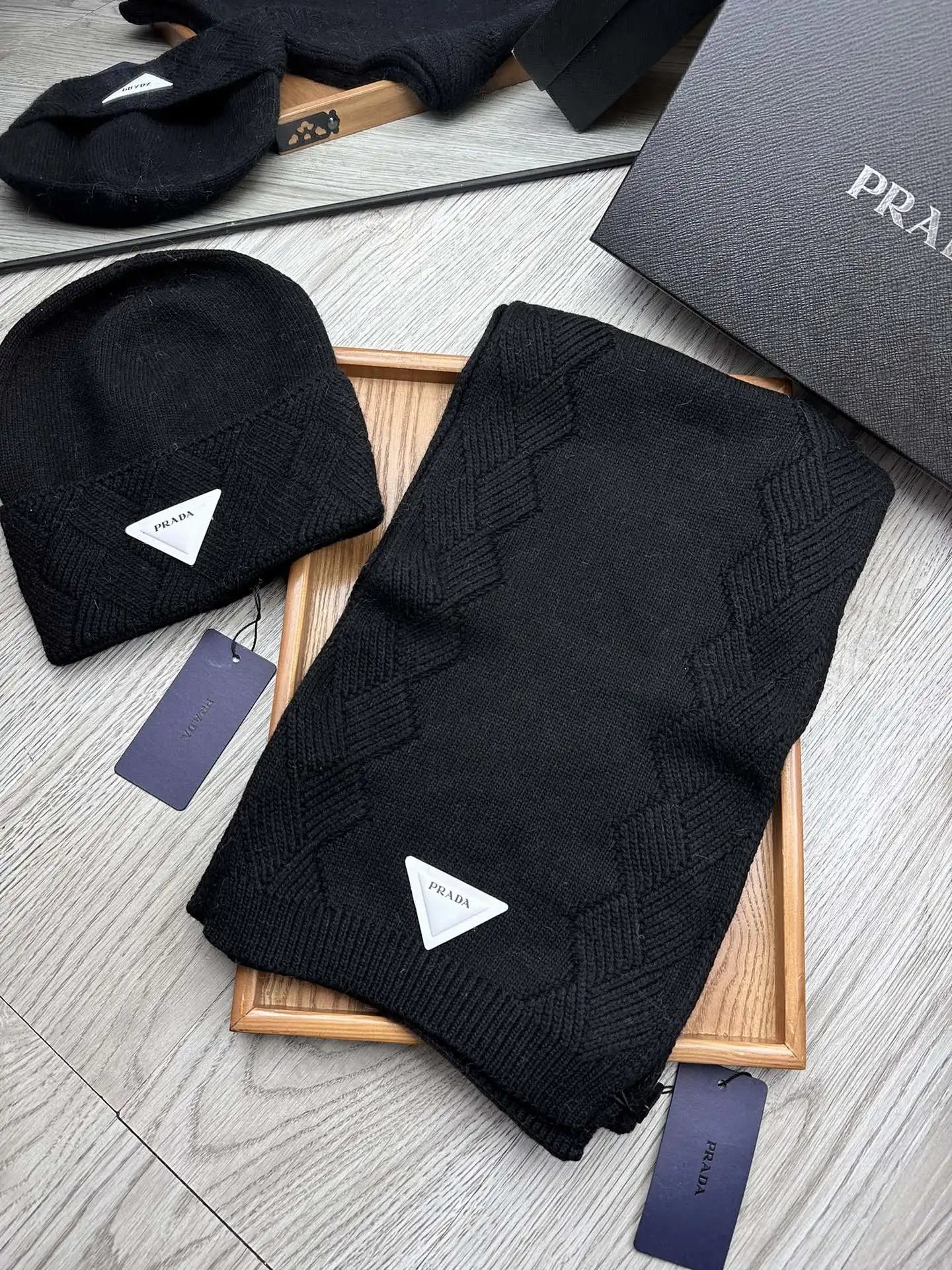 Prada Wool Rabbit Fur Scarf & Hat Set Ver.A — Photo 3