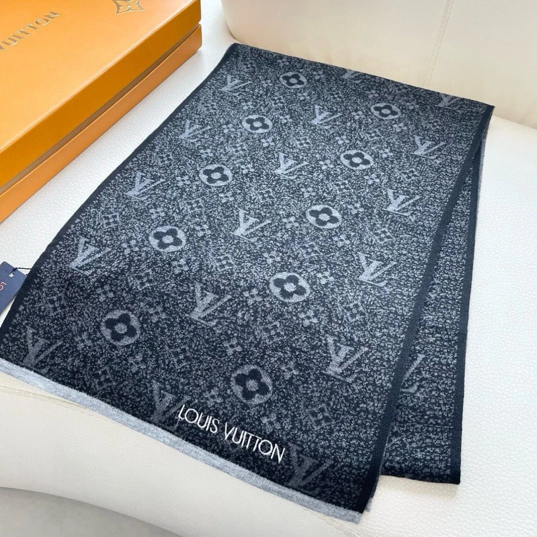Louis Vuitton Cashmere Scarf Ver.K — Zdjęcie 4