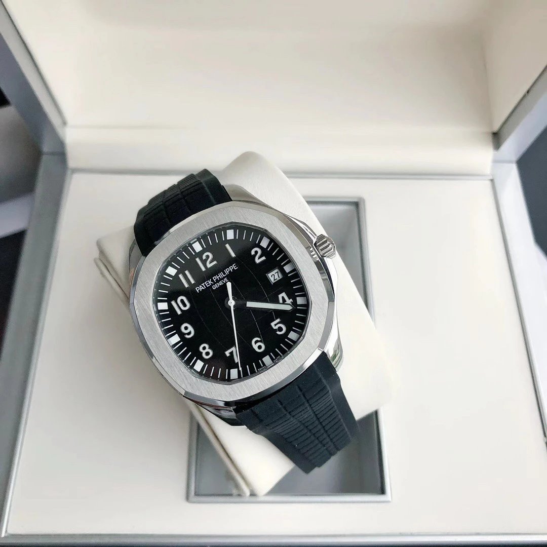Patek Philippe Aquanaut Automatic Watch Ver.E — photo 4