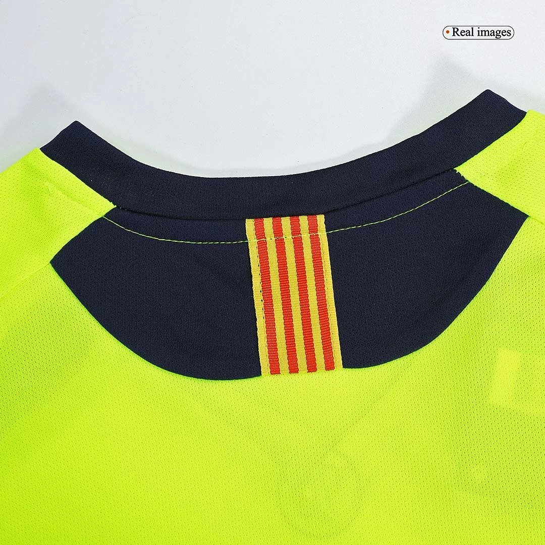 Barcelona 2005/06 FC Retro Away Jersey — Photo 11