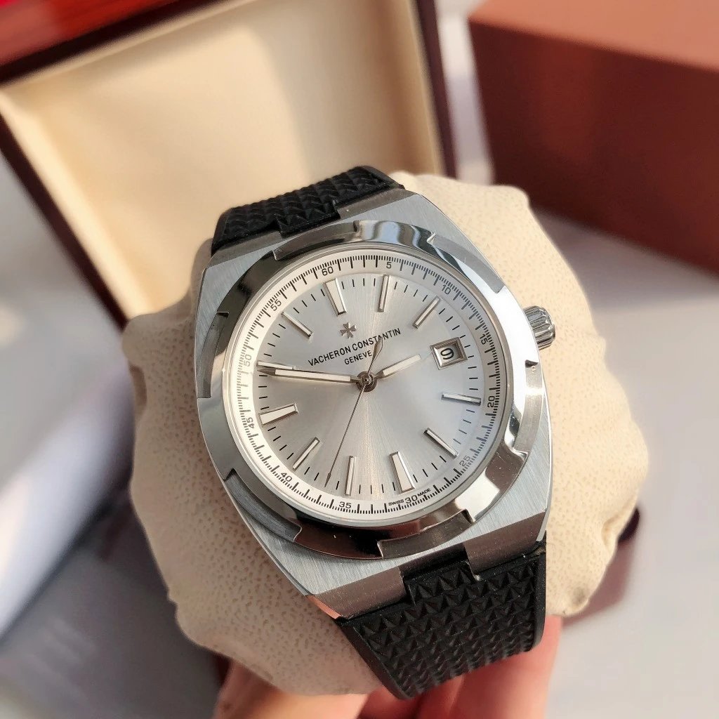 Vacheron Constantin Overseas Automatic Watch 41mm Ver.F — photo 2