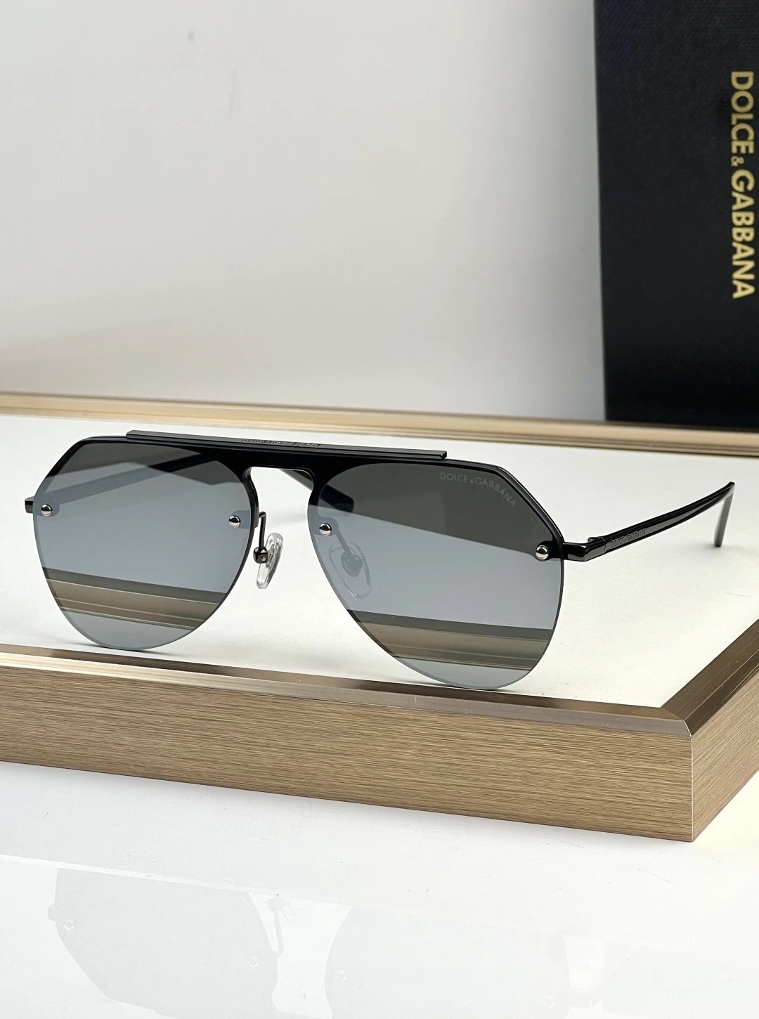 Dolce & Gabbana DG2213 Sunglasses 60-14-145 — Zdjęcie 6