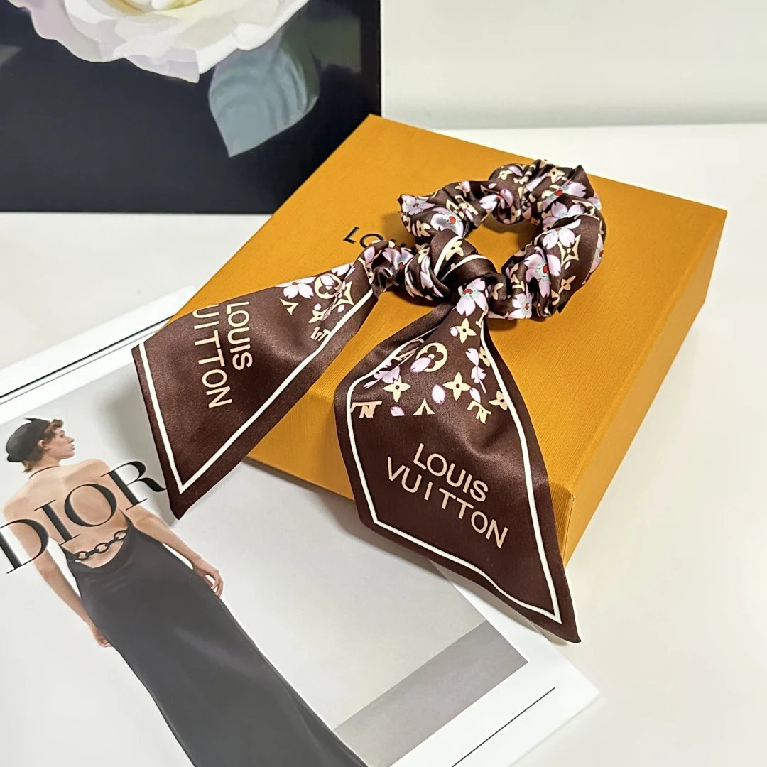 Louis Vuitton Headband Ver.F — Photo 3