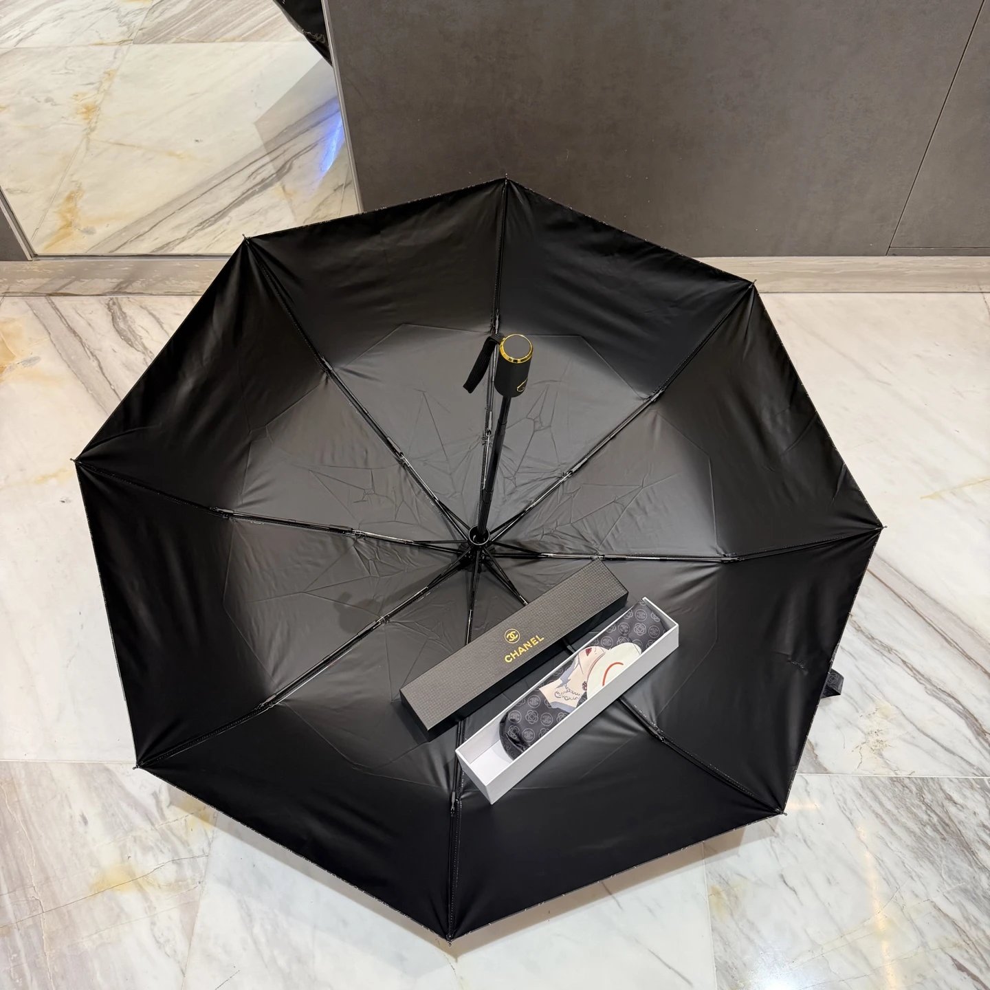Chanel UV Protection Folding Umbrella Ver.K — Photo 6