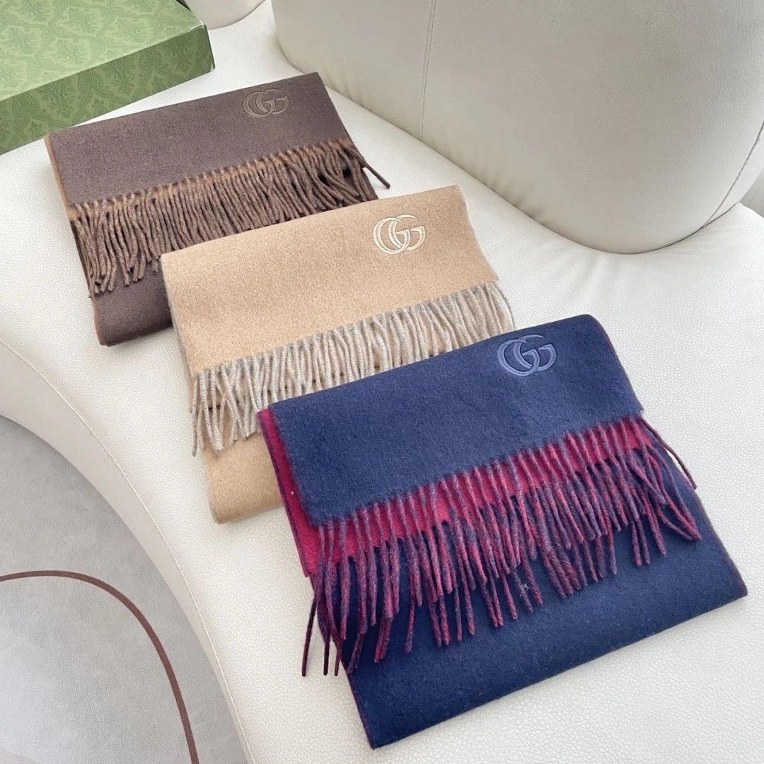 Fendi Cashmere Scarf Ver.A — QC