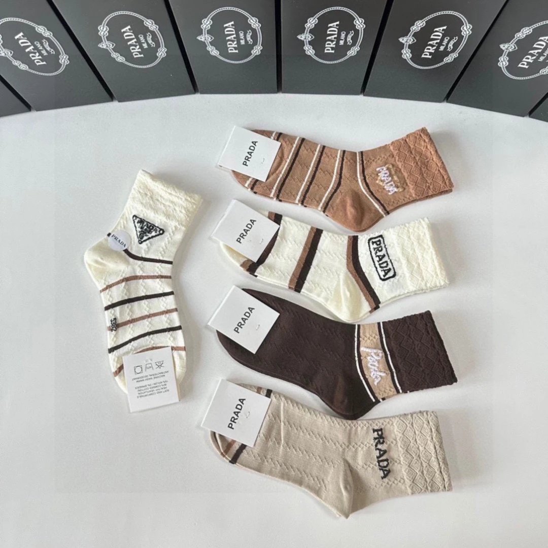 Prada Crew Socks 5-Pair Box Ver.B — photo 4