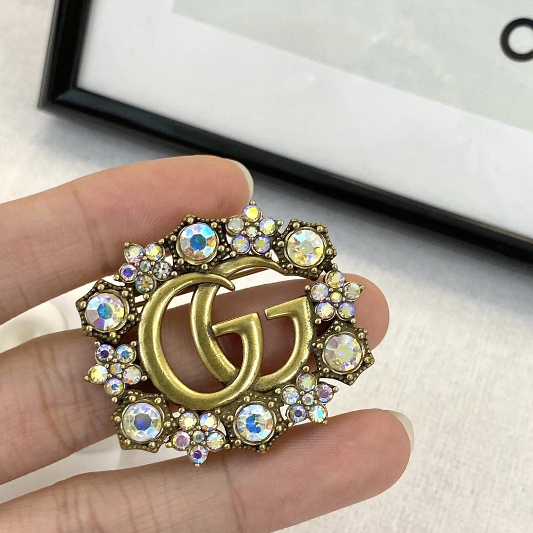Gucci Brooch — photo 5