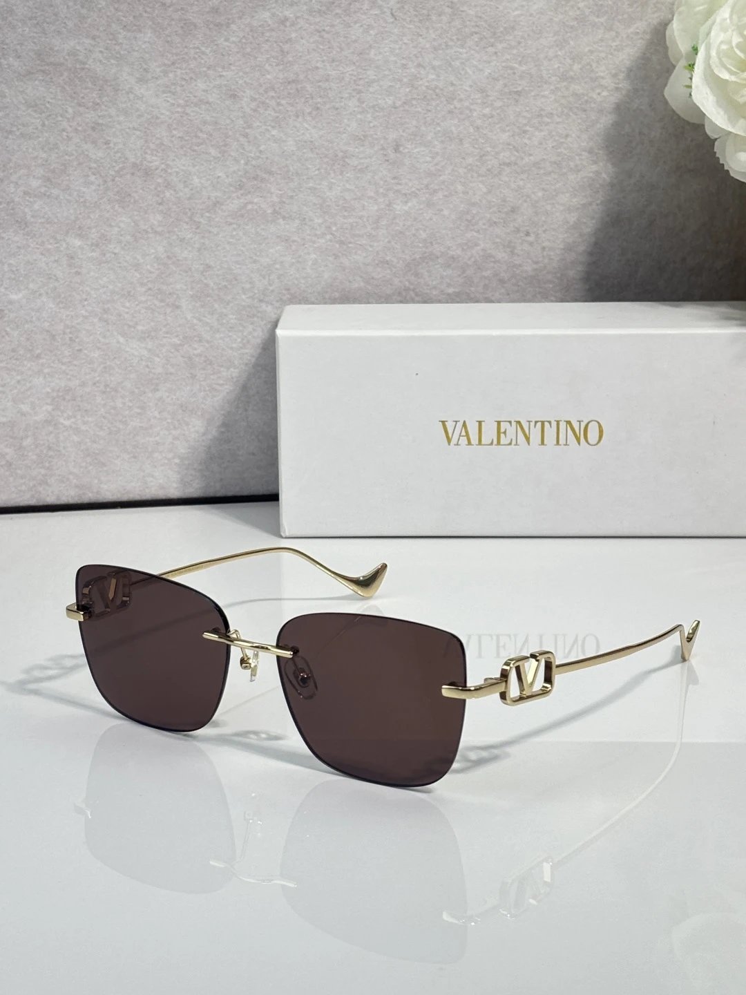 Valentino VLS-189 Sunglasses 60-18-145 Ver.A — photo 4