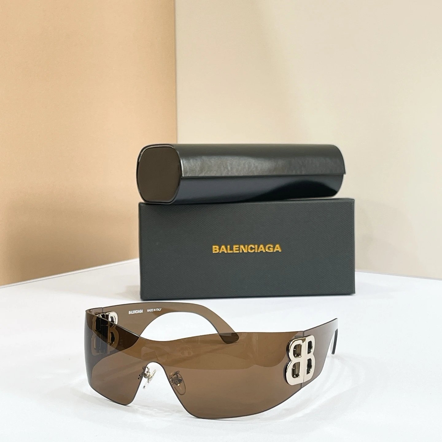 Balenciaga BB0359S Sunglasses — Zdjęcie 6