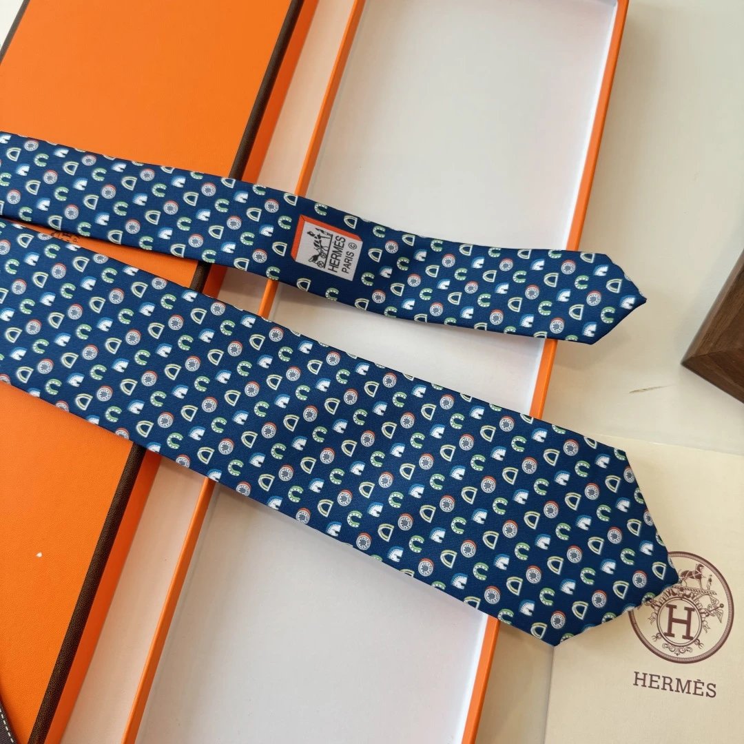 Hermes Silk Tie Ver.J — Photo 5