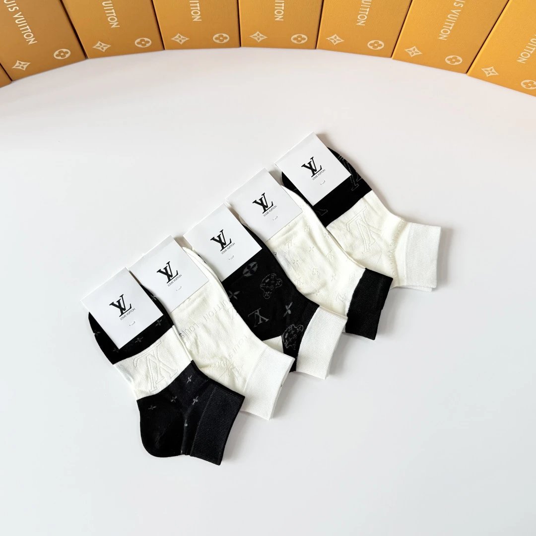 Louis Vuitton Quarter Socks 5-Pair Box Ver.C — photo 8