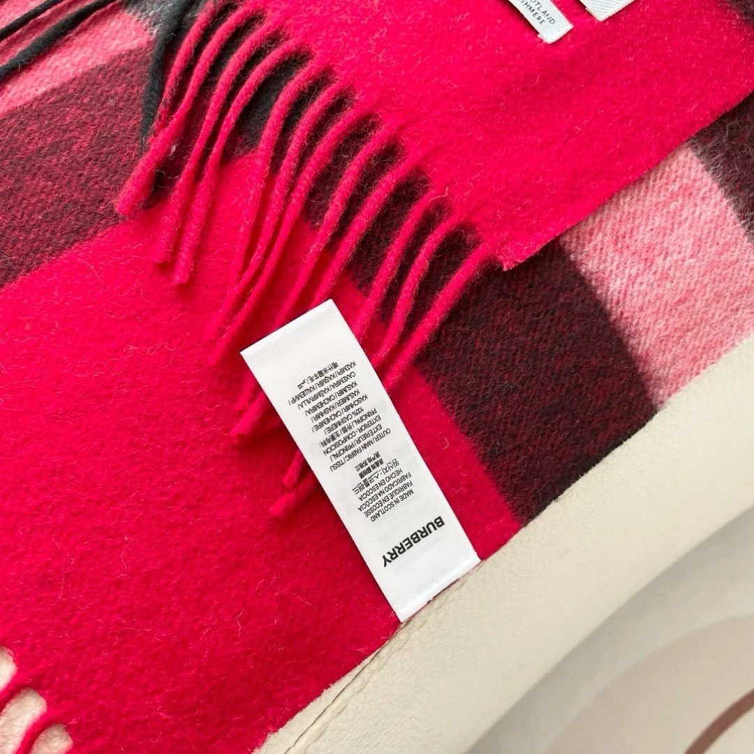 Burberry Cashmere Scarf Ver.F — Photo 7