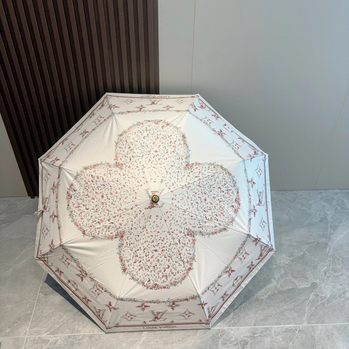 Louis Vuitton UV Protection Folding Umbrella Ver.E — Zdjęcie 7