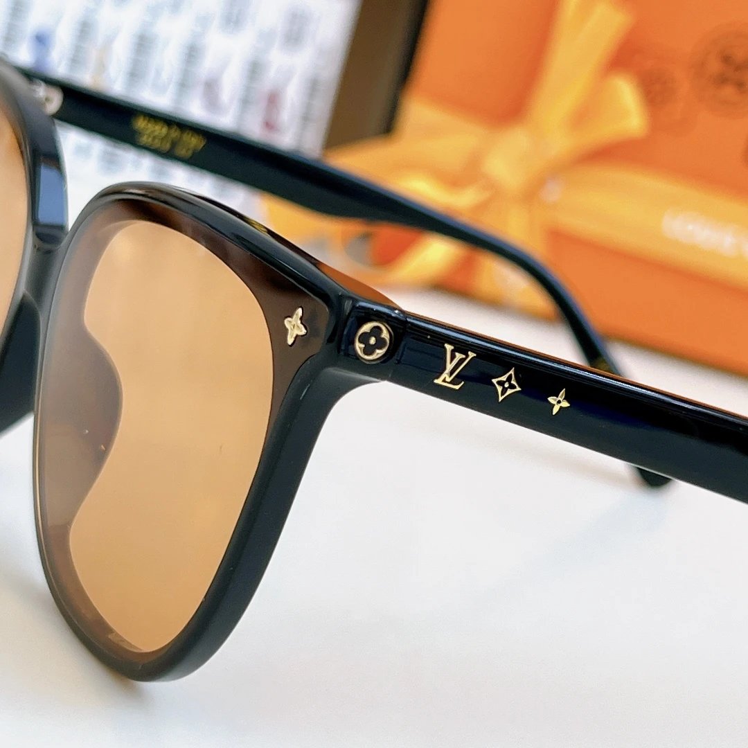 Louis Vuitton Z2135U Z2156U Sunglasses 55-18-145 Ver.A — photo 7