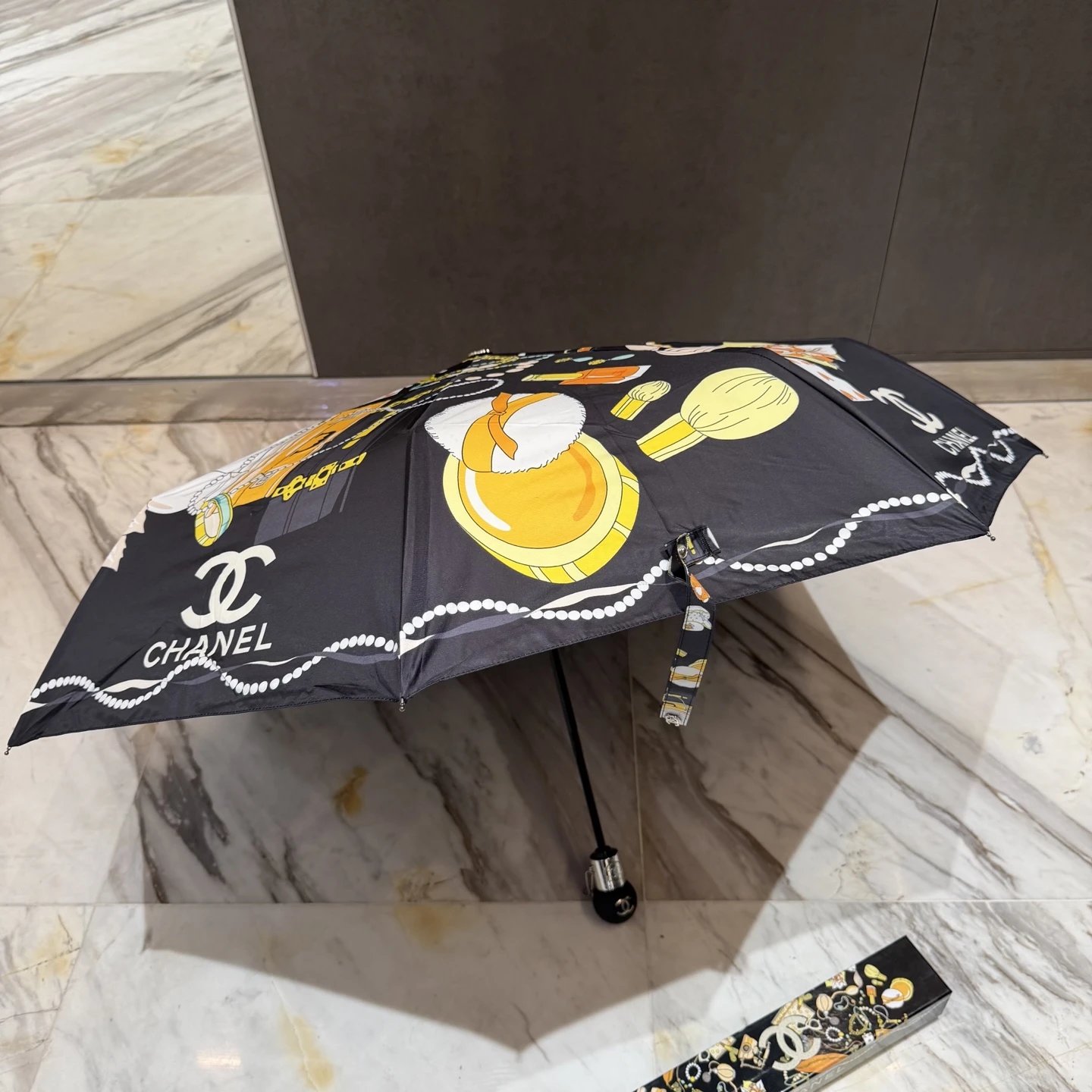Chanel UV Protection Folding Umbrella Ver.D — Photo 7