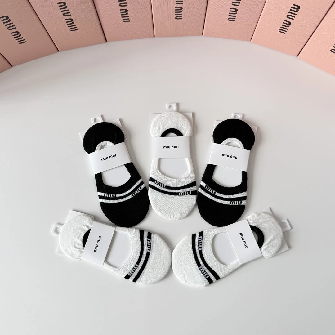 Miu Miu No-Show Socks 5-Pair Box Ver.A — photo 3