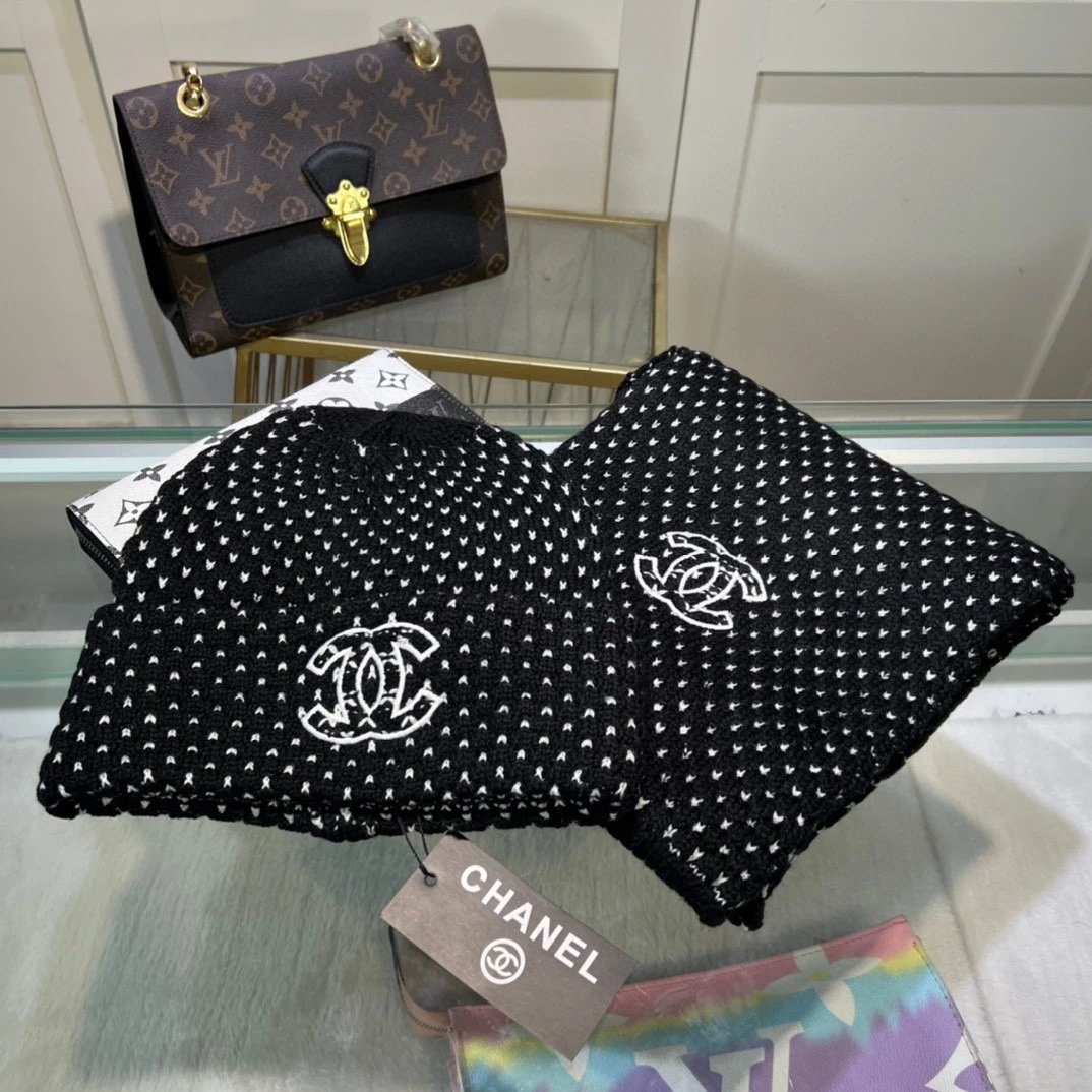 Gucci Cashmere Scarf & Hat Set Ver.H — QC
