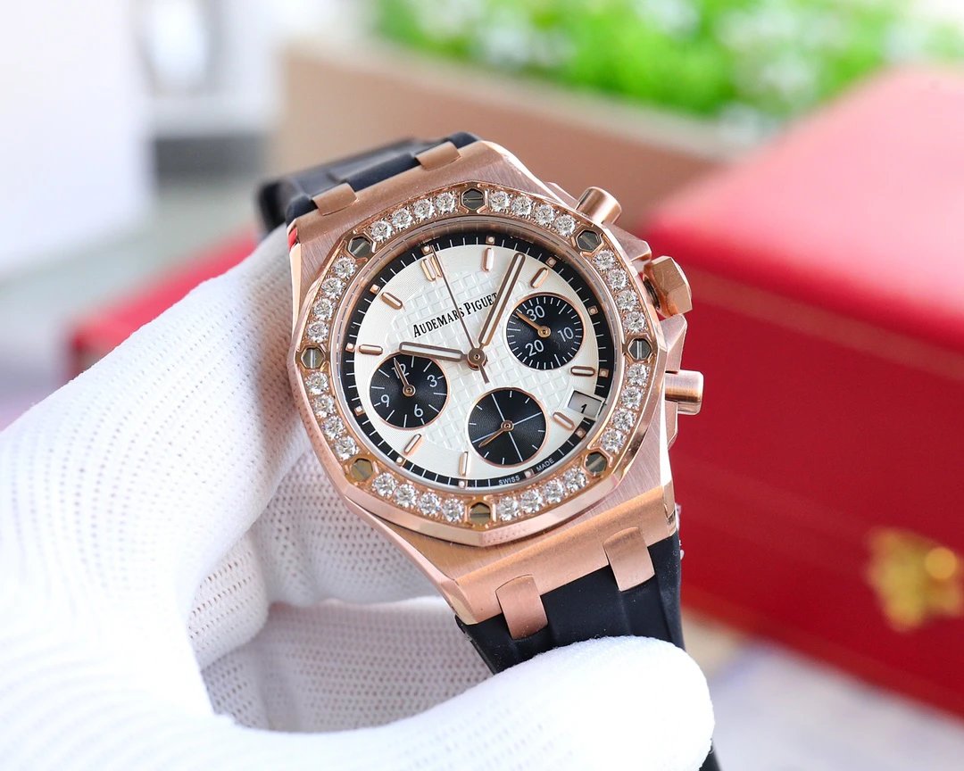Audemars Piguet Royal Oak Offshore Quartz Ladies Watch 37mm — photo 2