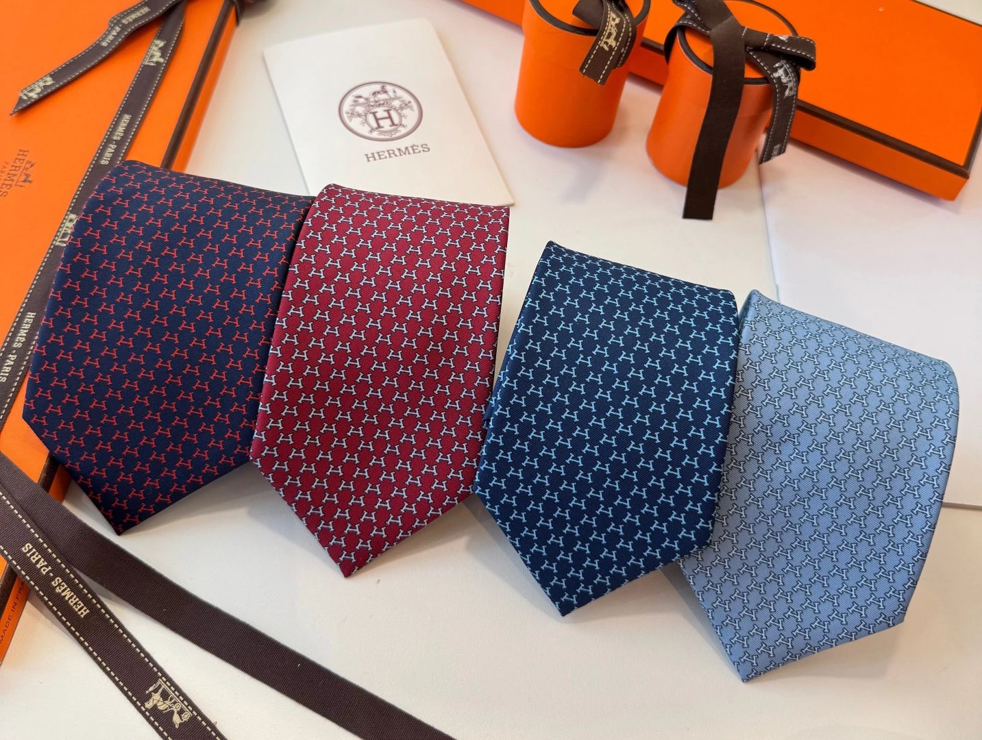 Hermes Silk Tie Ver.N — Photo 2