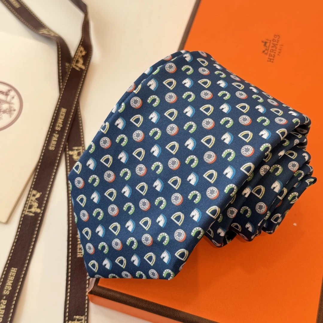 Hermes Silk Tie Ver.J — Photo 9