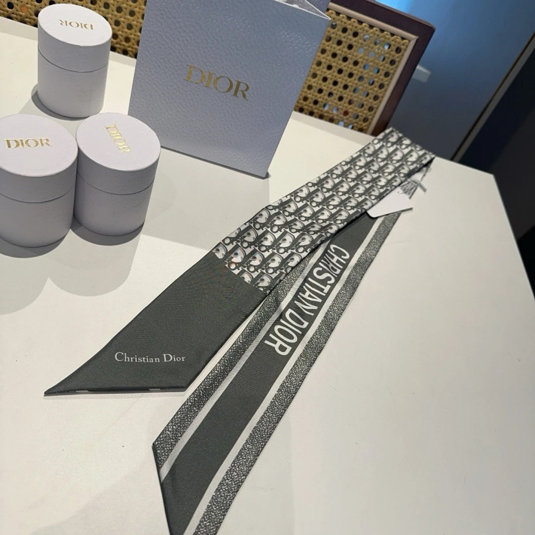 Louis Vuitton Silk Hair Ribbon Ver.F — QC