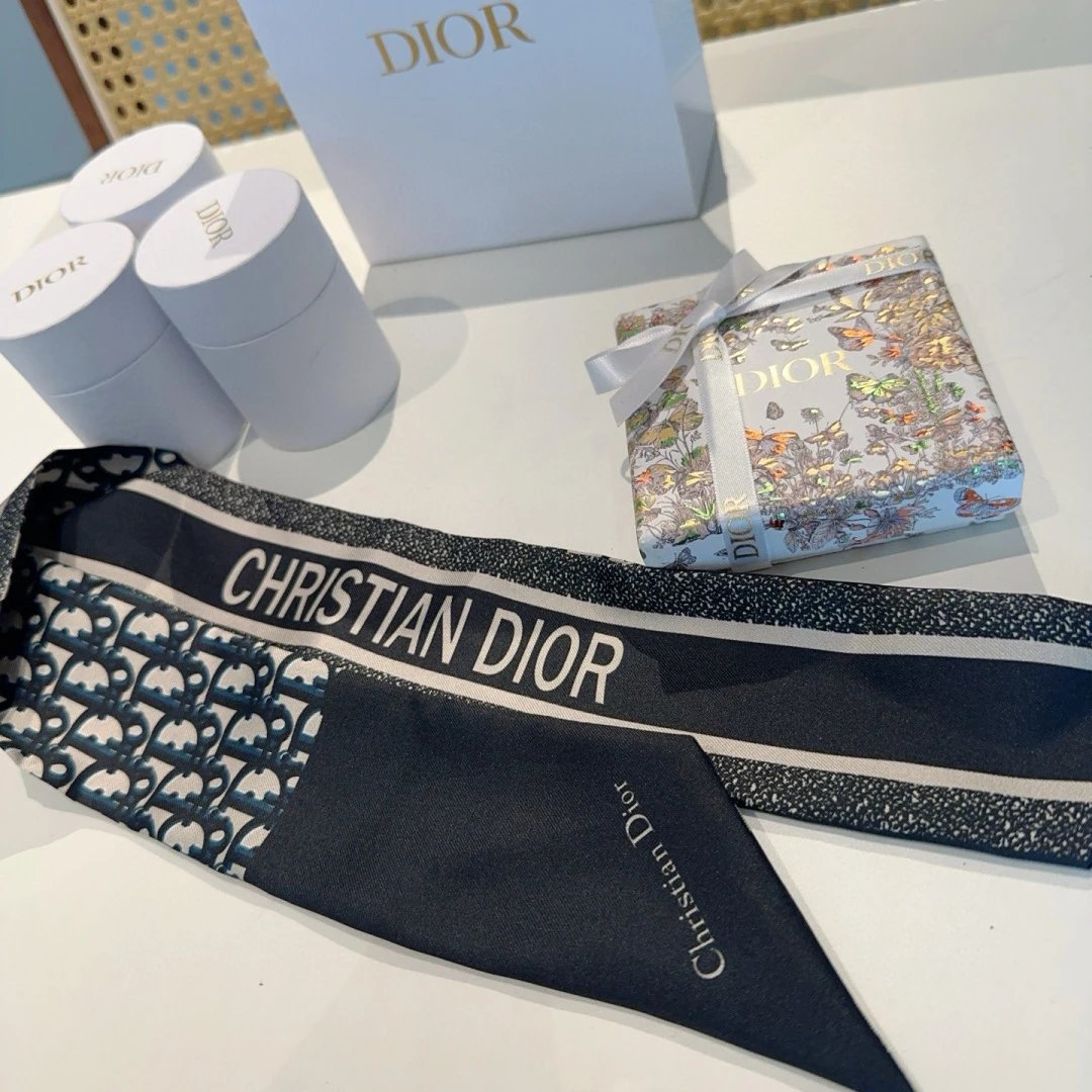 Louis Vuitton Silk Hair Ribbon Ver.E — Photo 7
