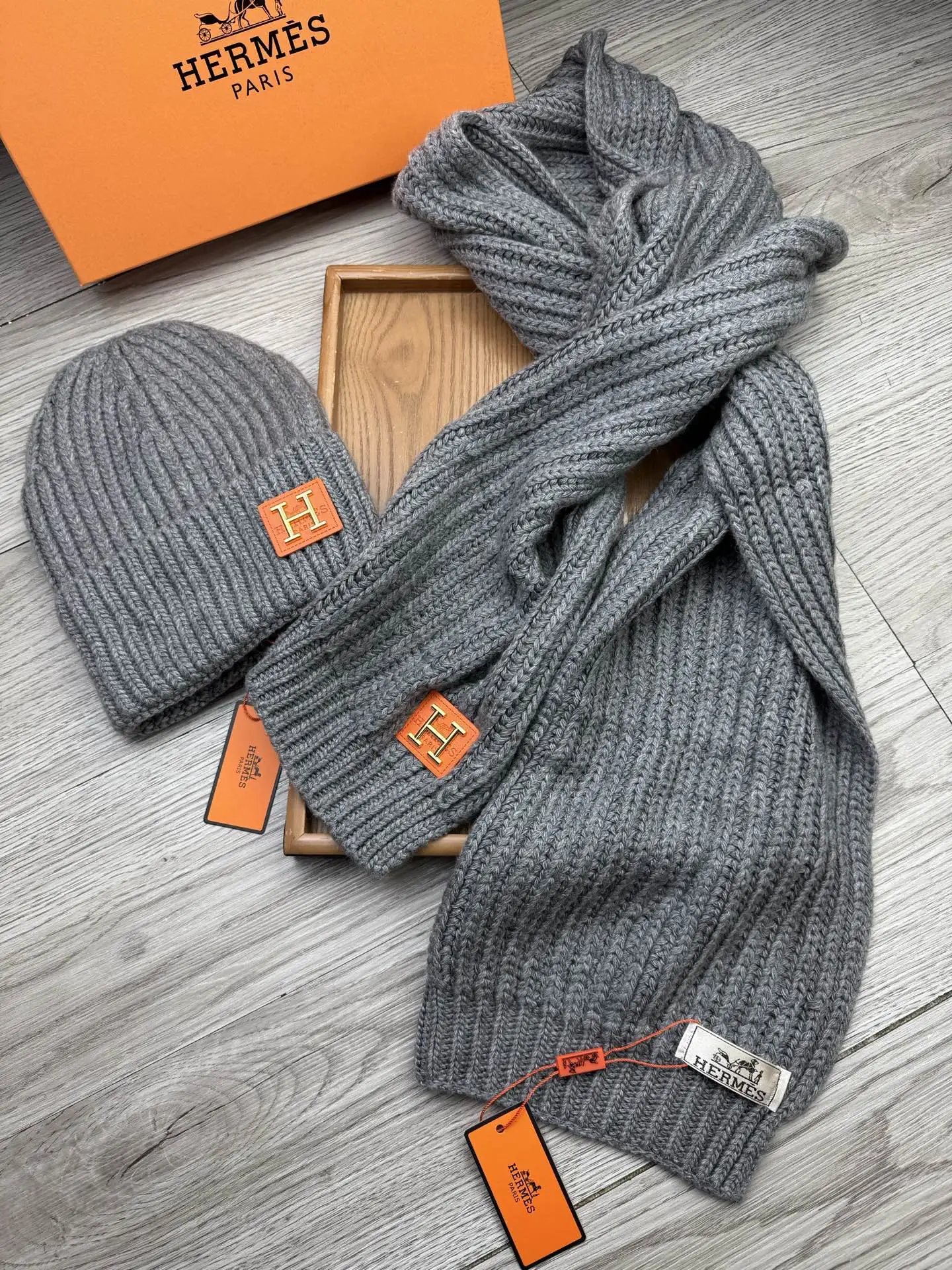 Hermes Wool Rabbit Fur Scarf & Hat Set Ver.B — QC
