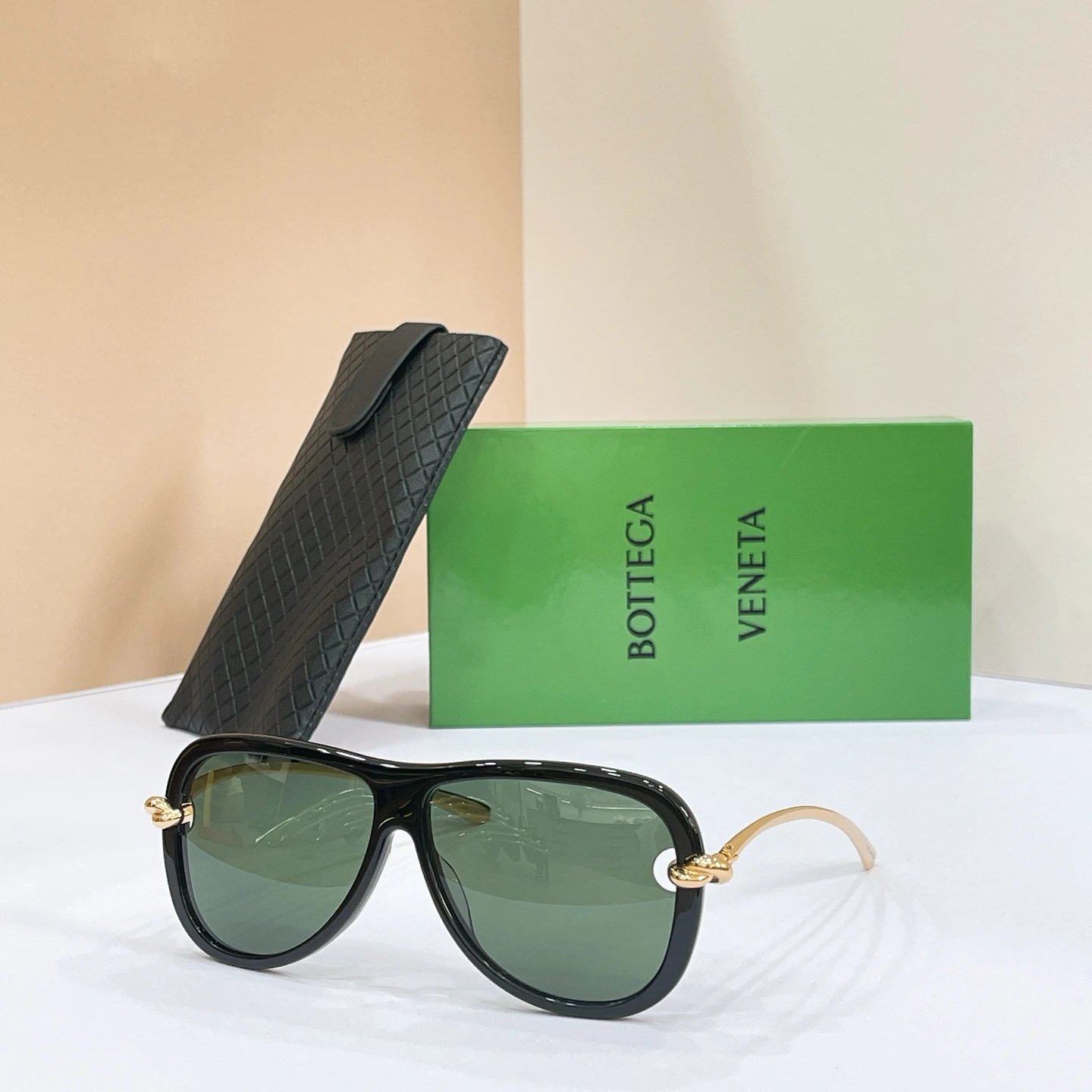 Bottega Veneta BV1513S Sunglasses 61-9-145 Ver.B — photo 7