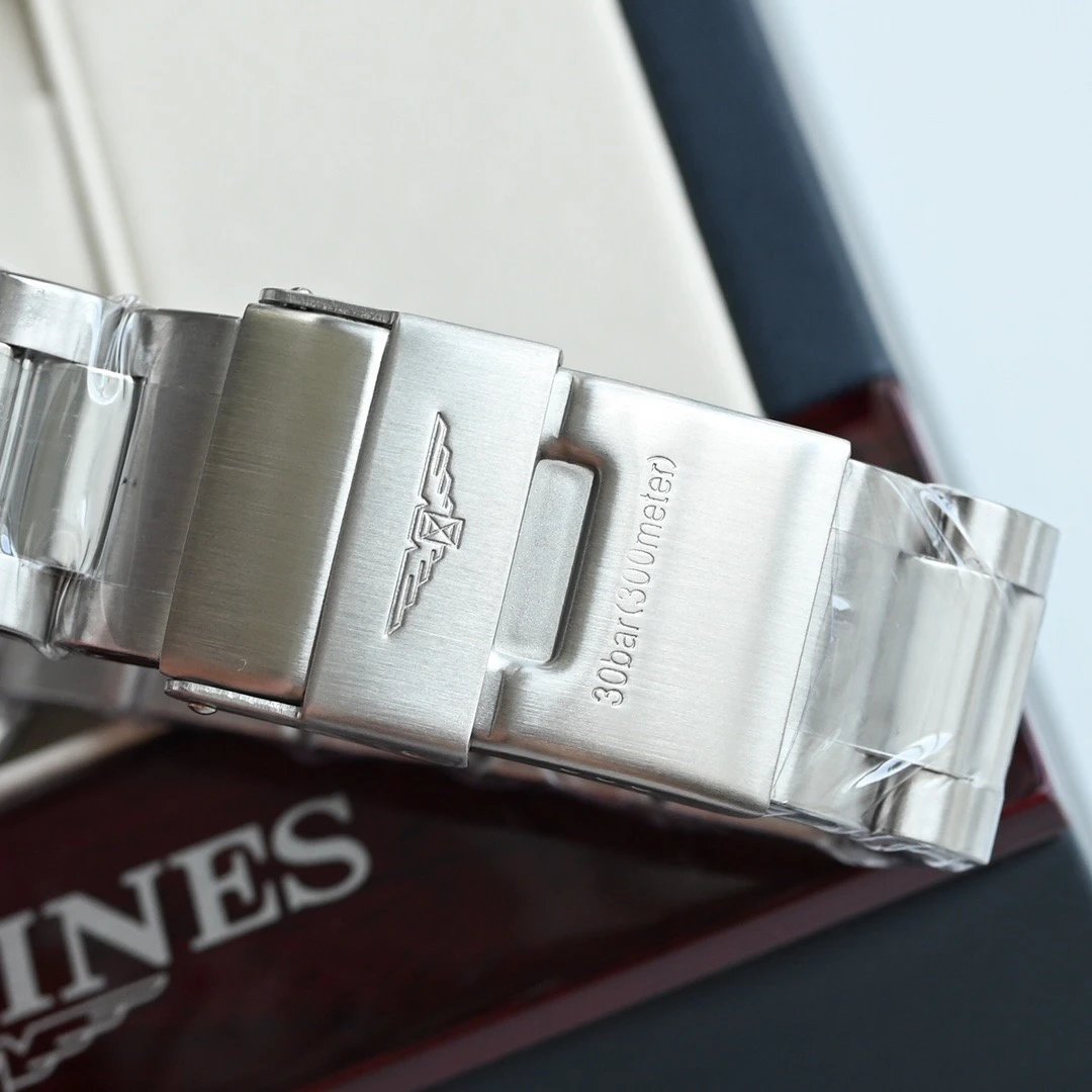 Longines Conquest Automatic Watch 43mm — photo 9