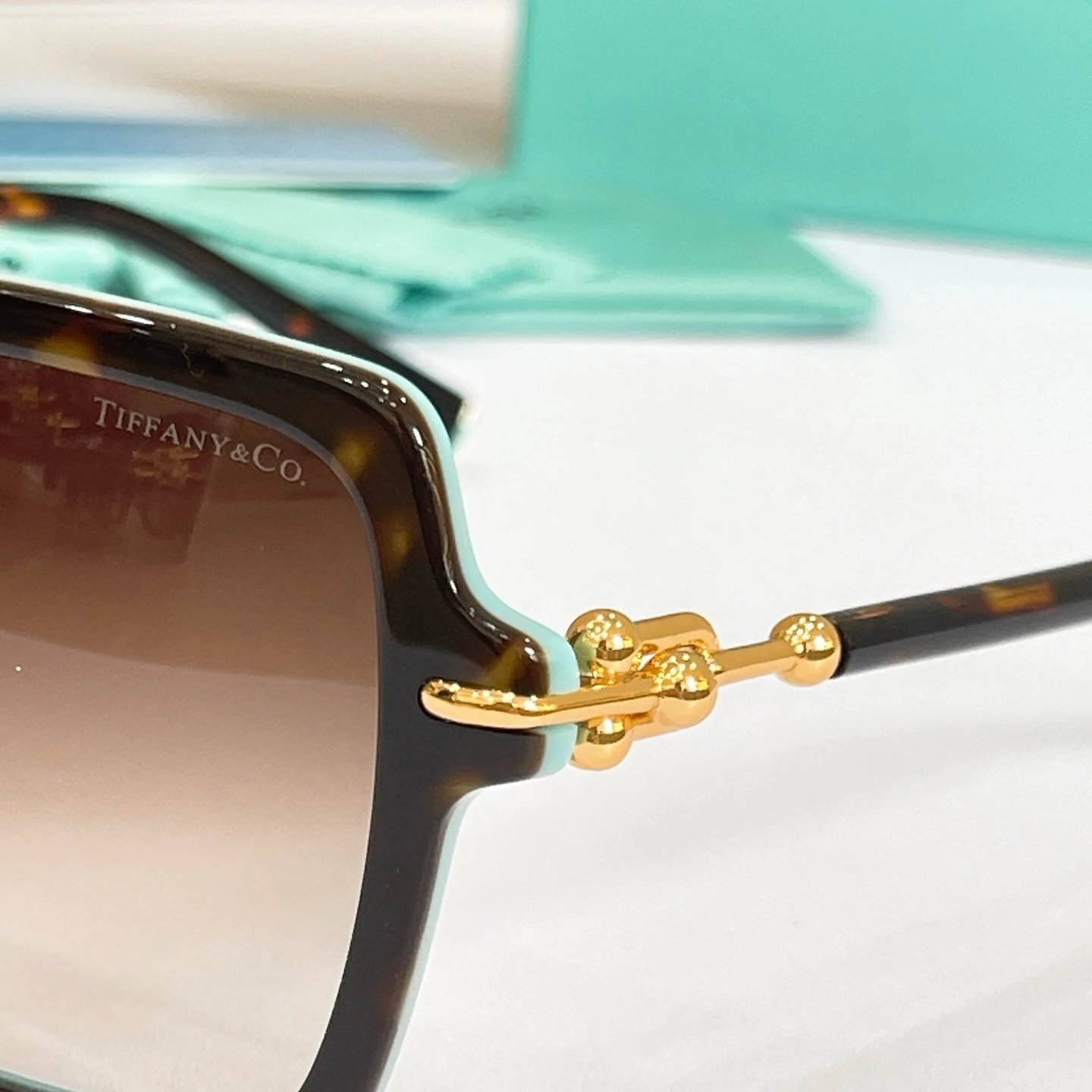 Tiffany OTF 4260U Sunglasses 57-16-145 Ver.B — photo 8