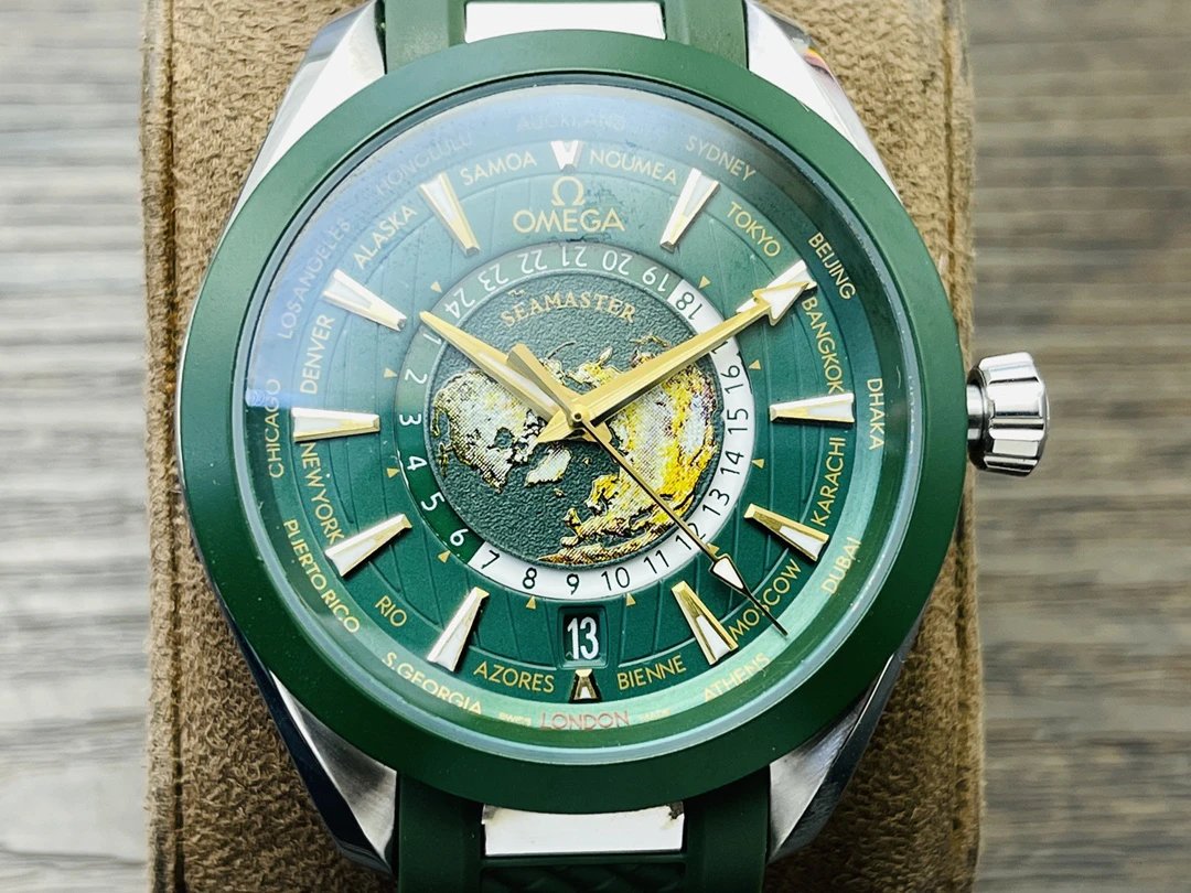 Omega Seamaster Automatic Watch 43mm Ver.B — photo 4