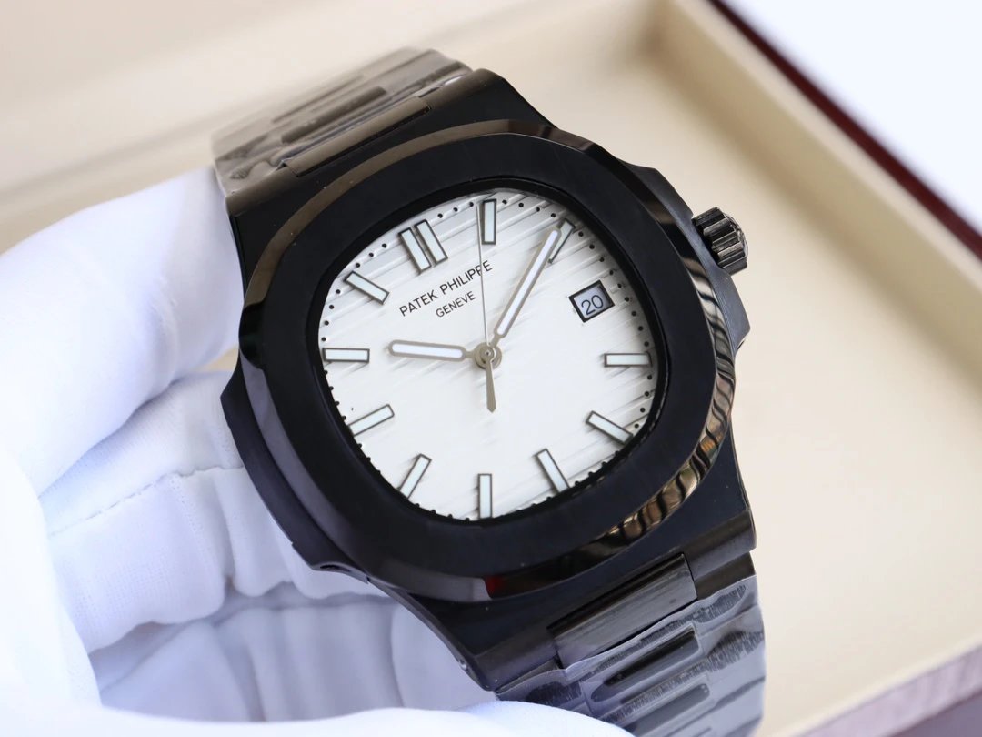 Patek Philippe Nautilus Automatic Watch Ver.A — QC