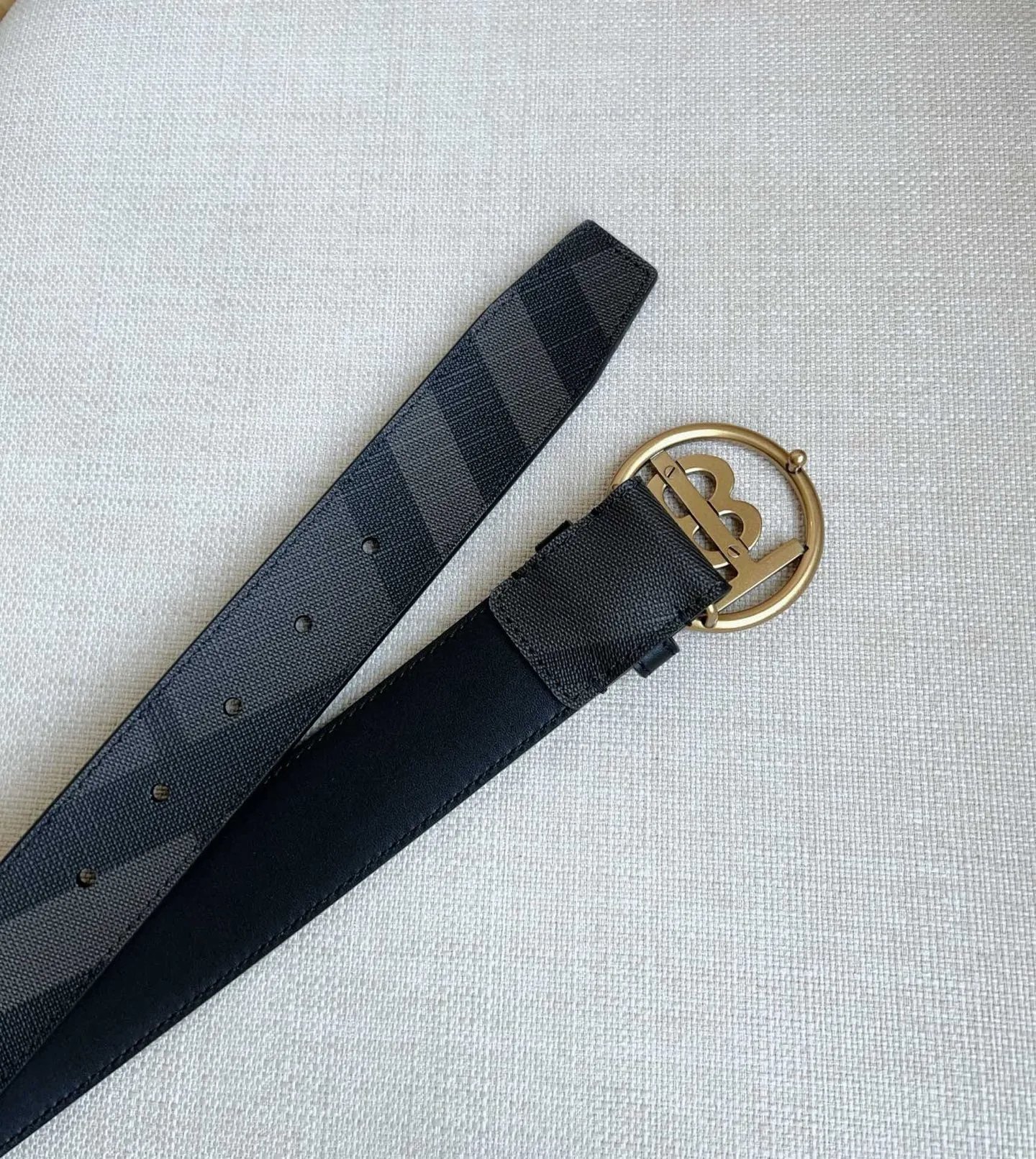 Burberry Belt Ver.B — Zdjęcie 6