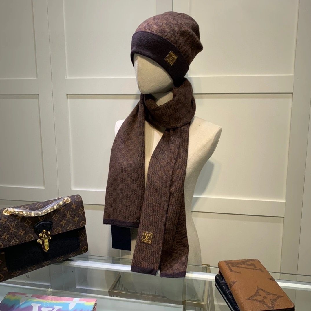 Louis Vuitton Wool Cashmere Scarf & Hat Set Ver.C — Photo 6