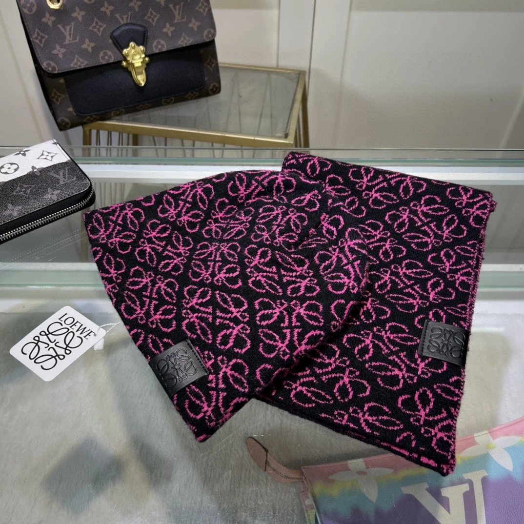 Loewe Scarf & Hat Set Ver.C — Photo 7