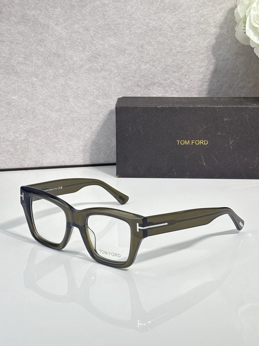 Tom Ford FT1154 Sunglasses 50-22-145 — Zdjęcie 5