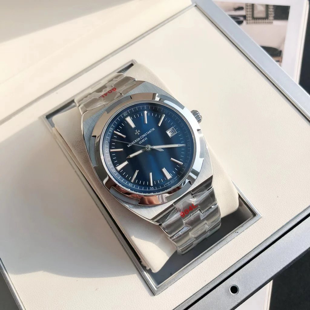Vacheron Constantin Overseas Automatic Watch 41mm Ver.B — photo 2