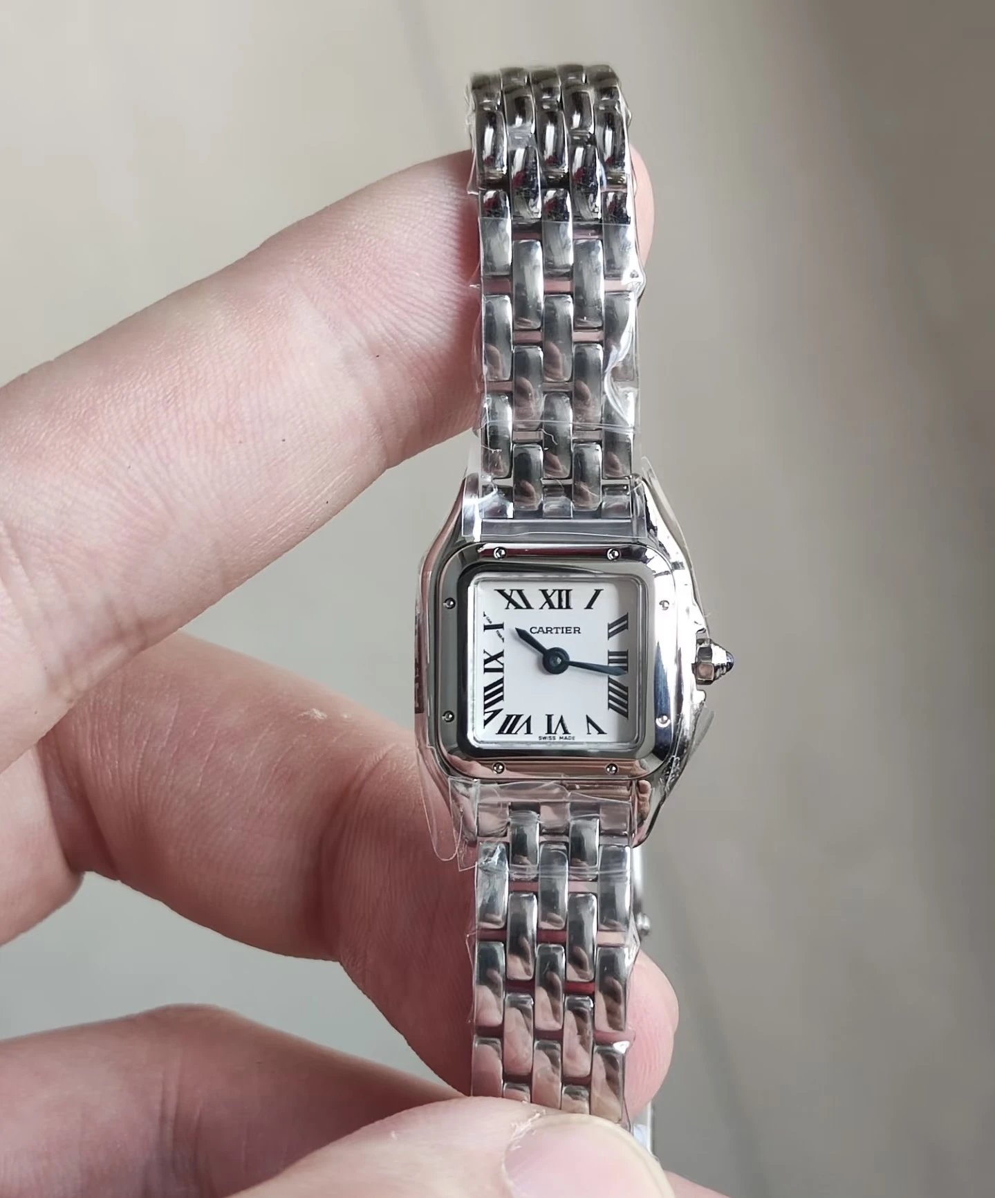 Zegarek Cartier z kwadratową tarczą i bransoletą 25 mm