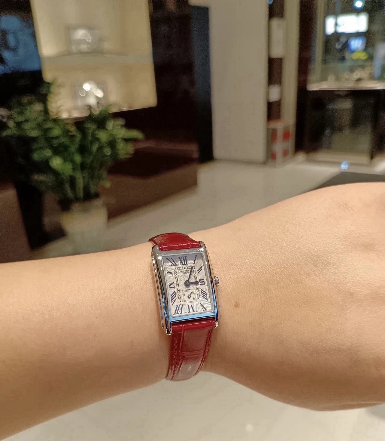 Longines DolceVita Quartz Ladies Watch 21mm — photo 2