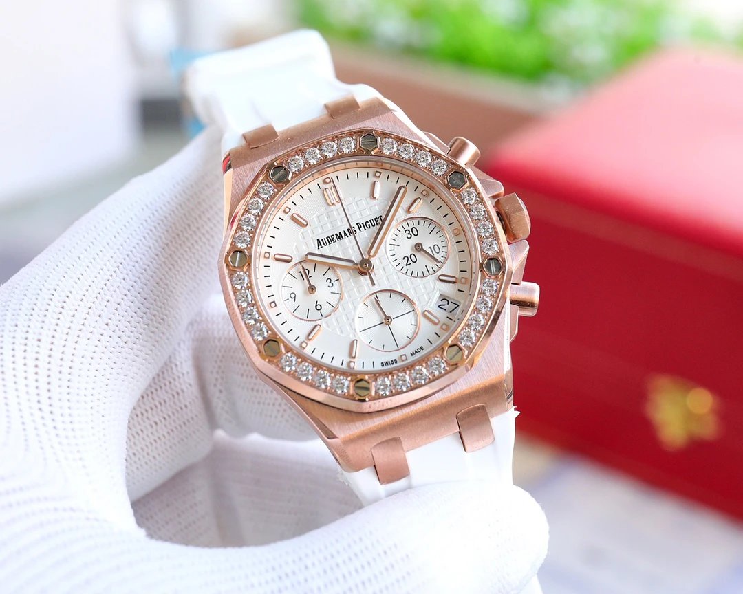 Audemars Piguet Royal Oak Offshore Quartz Ladies Watch 37mm — photo 5