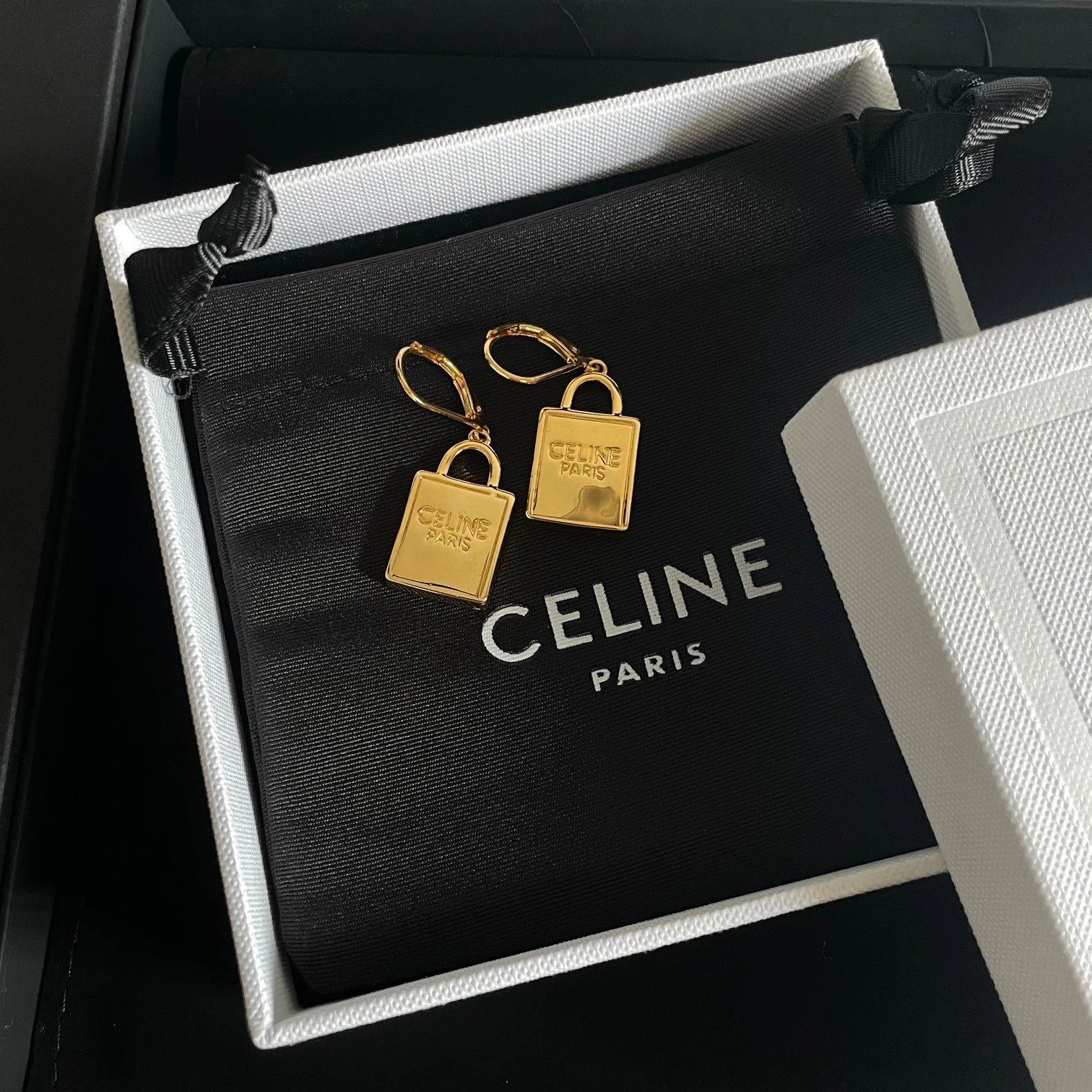 Celine Earrings Ver.I — Photo 2