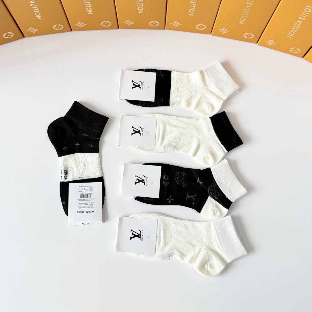 Louis Vuitton Quarter Socks 5-Pair Box Ver.C — photo 6