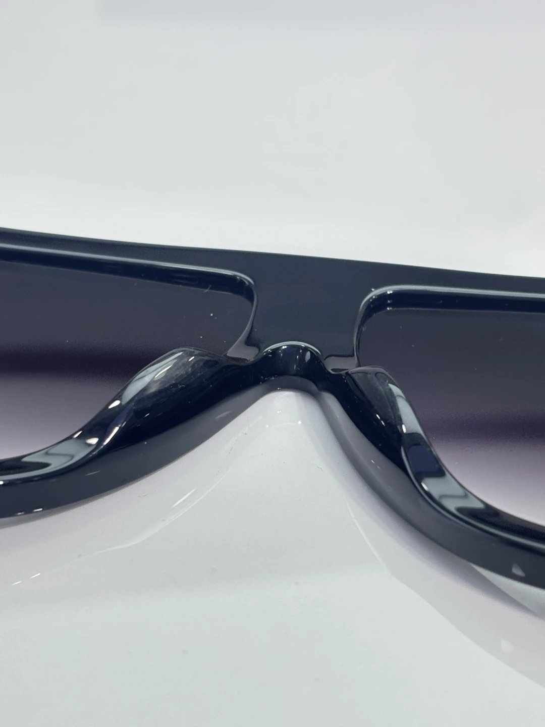 Tom Ford FT1044 Sunglasses 60-13 — photo 7