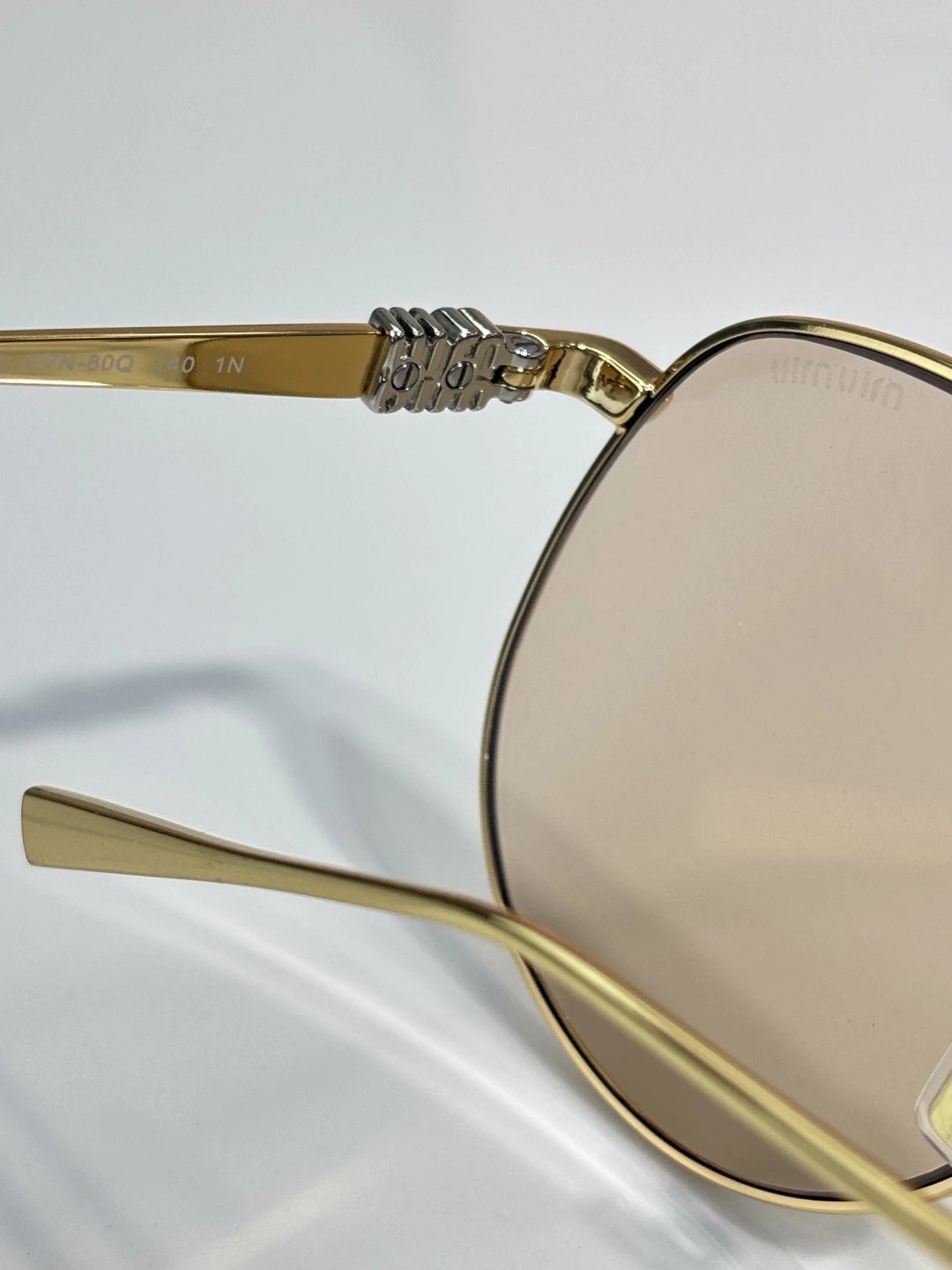 Miu Miu SMUA58 Sunglasses — photo 8