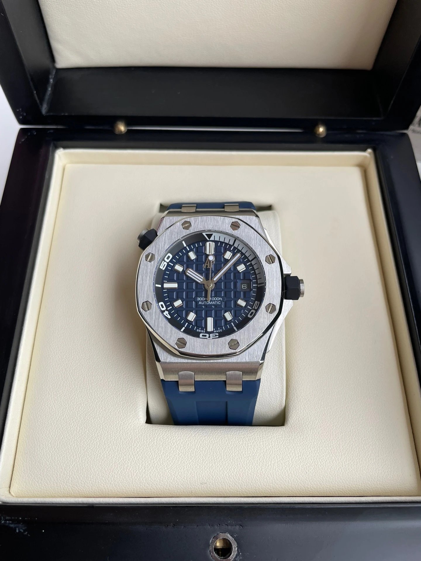 Audemars Piguet Royal Oak Offshore Automatic Watch 42mm Ver.C — Zdjęcie 2